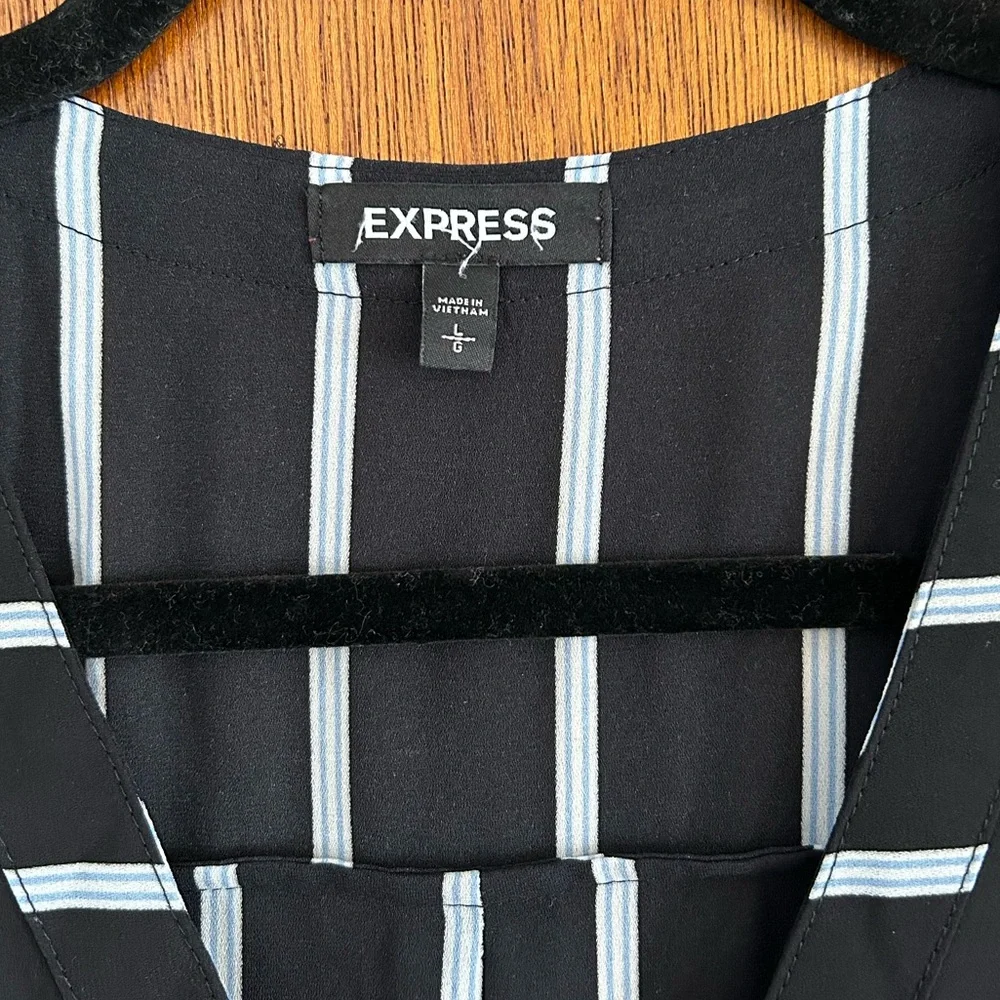 Express Women's Navy Top with Blue and White Stripes - Picture 2 of 6
